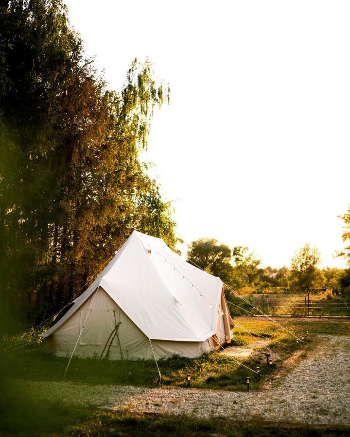 Bozsky Glamp Ξενοδοχείο Valtice Εξωτερικό φωτογραφία